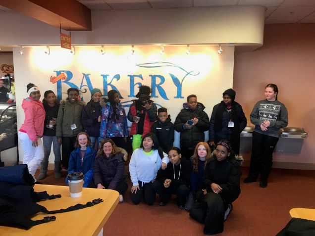 EH Ski Team 2018.jpeg